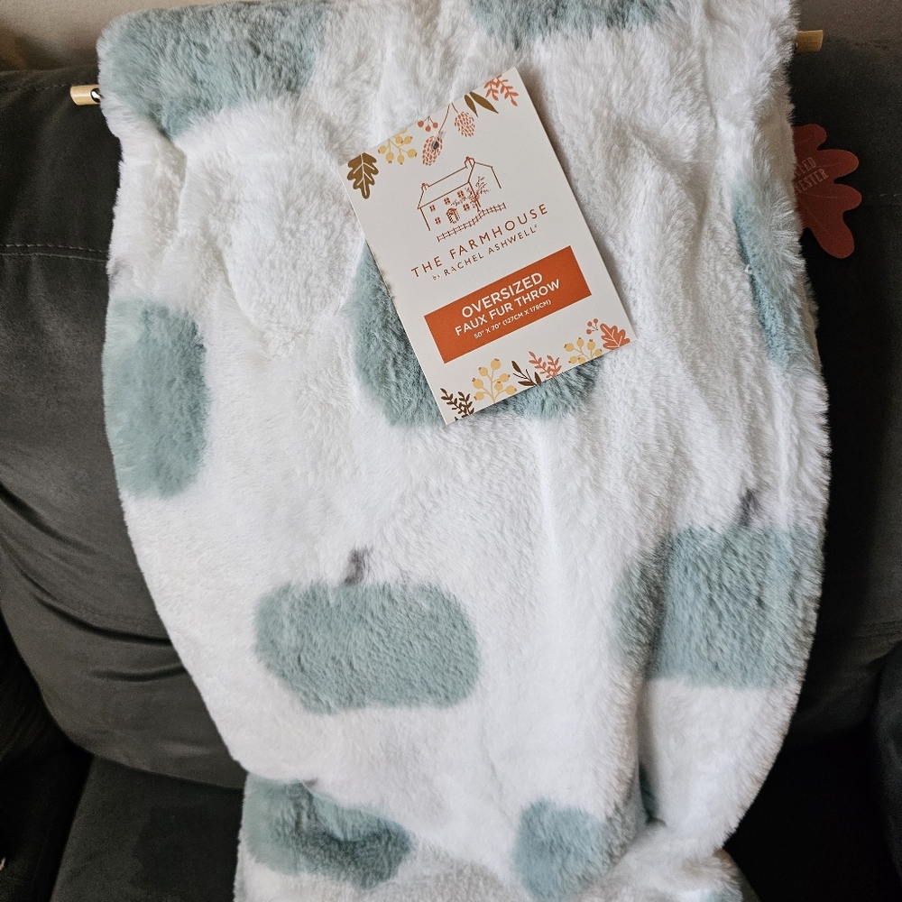 Fall throw blanket